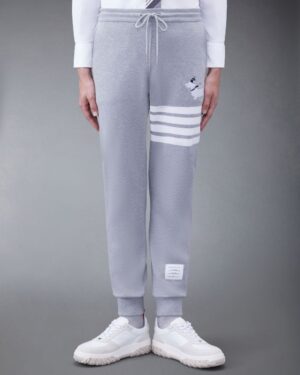 [톰브라운] 클래식 4-바 헥터 스웨트팬츠 MJQ187E (2 COLORS)