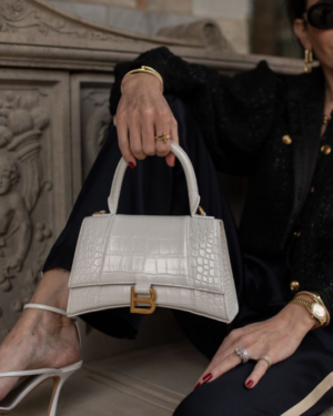 [발렌시아가] 아워글래스 XS 크로커다일 엠보싱 핸드백 화이트 은장/금장 5928331LR6Y9016