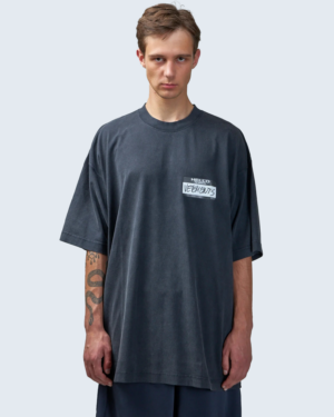 [베트멍] Hello My Name Is Vetements 티셔츠 UA65TR110B