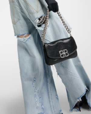 [발렌시아가] BB 소프트 스몰 플랩백 748598