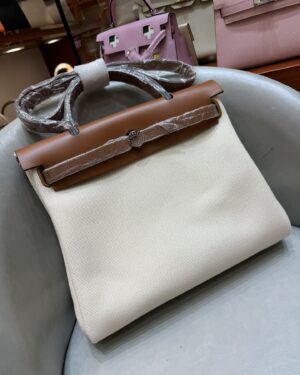 [에르메스] 에르백 31cm Vache Hunter & Toile/ Blanc Glacier / Gold - Silver