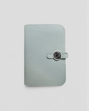 [에르메스] Dogon 여권 지갑 Togo - Bleu Ciel / Silver