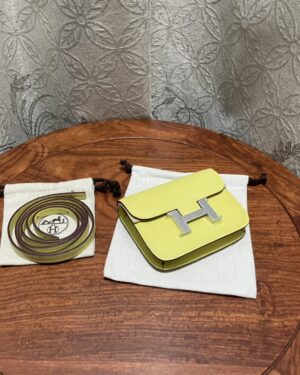[에르메스] Constance Slim Wallet Epsom/ Limecello - Silver
