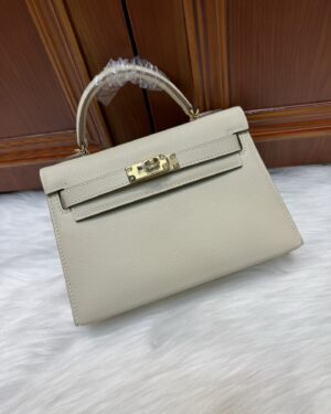 [에르메스] 켈리 19cm Epsom/ Nata - Gold