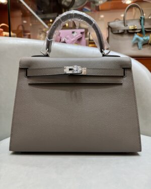 [에르메스] 켈리 25cm Epsom/ Gris Mouette - Silver