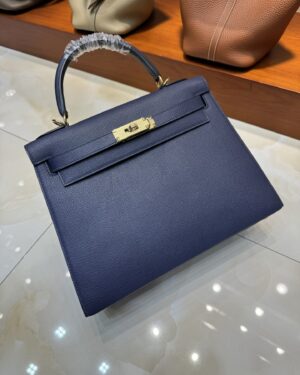 [에르메스] 켈리 28cm Epsom/ Bleu Saphir - Gold