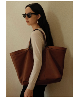 [생로랑] 가죽 소재의 y 토트 817602AAEC36359