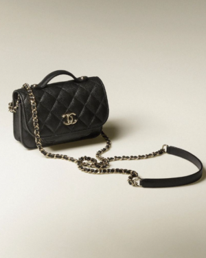 [샤넬] 체인 미니백 그레인드 카프스킨 골드 메탈 AP2914