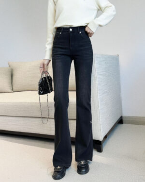 [샤넬] 로고 자수 부츠컷 진