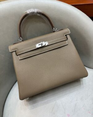 [에르메스] 켈리 28cm Togo/ Etoupe - Silver