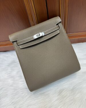[에르메스] 켈리 Ado Backpack 22cm Togo/ Etoupe - Silver