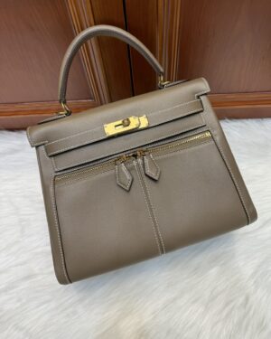 [에르메스] 켈리 Lakis 28cm Swift/ Etoupe - Gold