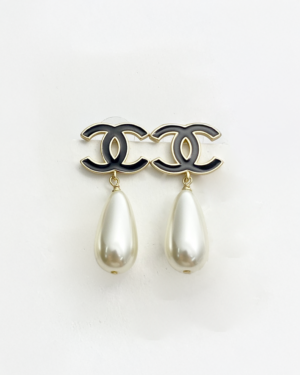 [샤넬] CC 로고 진주 드롭 귀고리