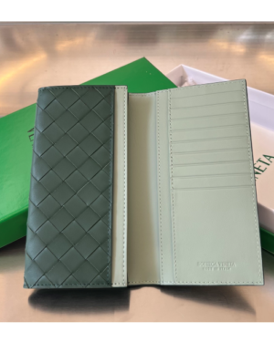 [보테가베네타] 인트레치아토 장지갑 749436 (상급)