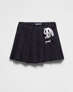 [프라다] 플리츠 스트레치 드릴 미니스커트 P104W