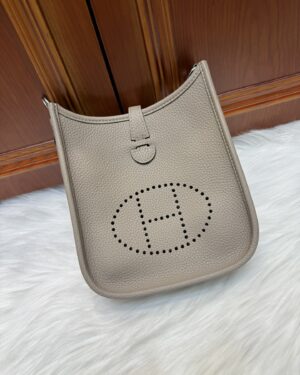 [에르메스] 에블린 mini 17Cm Clemence/ Gris Tourterelle