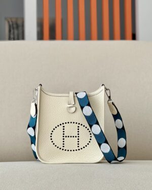 [에르메스] 에블린 mini 17Cm Taurillon Clemence/ Nata