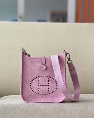 [에르메스] 에블린 mini 17Cm Taurillon Clemence/ Mauve Sylvestre
