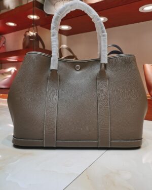 [에르메스] 가든파티 36cm Taurillon Clemence/ Etoupe