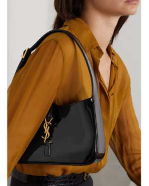 [생로랑] 페이턴트 가죽 le 5 à 7 호보백  657228