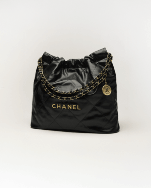 [베트남 출고] 샤넬 22 스몰 핸드백 카프스킨 골드 메탈 블랙  AS3260