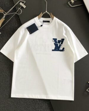 [루이비통] 크루넥 반팔 티셔츠 (2 COLORS)