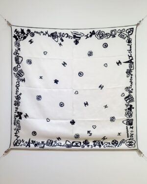 [샤넬] 스퀘어 스카프 (2 COLORS)