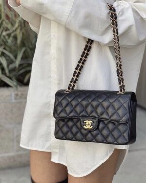 [베트남 출고] 샤넬 클래식백(스몰) 블랙 캐비어 금장 A01113
