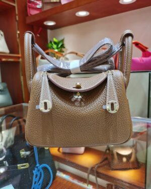 [에르메스] 린디 Mini 19cm Taurillon Clemence/ Chai - Gold