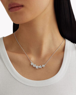 [그라프] 와일드 플라워 다이아몬드 라인 펜던트 RGP778