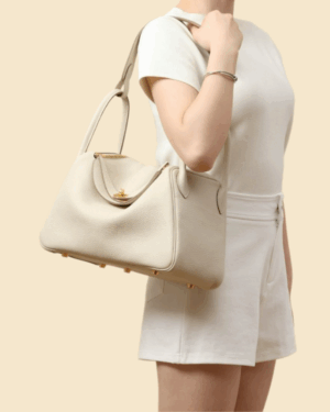 [에르메스] 린디 30cm Taurillon Clemence/ Nata - Gold