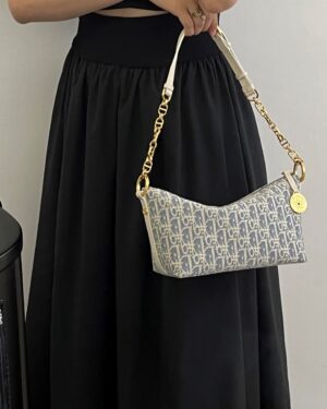 [디올] 스타 체인 호보백 S3202UDFD