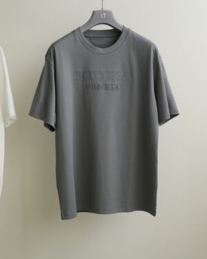 [보테가베네타] 보자카드 로고 반팔 티셔츠(2 COLORS)