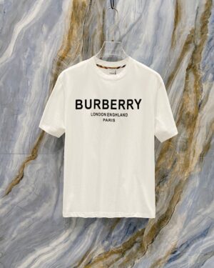 [버버리] 로고 프린트 반팔 티셔츠 (2 COLORS)