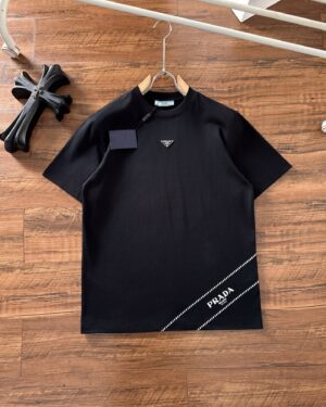 [프라다] 로고 반팔 티셔츠 (2 COLORS)