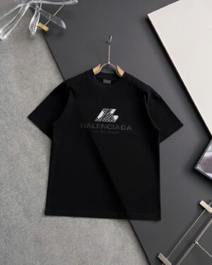 [발렌시아가] 액티브 로고 반팔 티셔츠