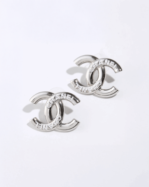 [샤넬] 스터드 귀걸이 ABE811