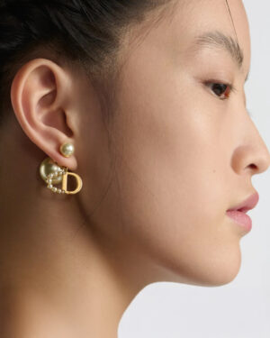 [디올] Dior Tribales 귀걸이 E3651WOMRS