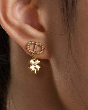 [디올] Petit CD Lucky Charms 귀걸이 E3713WOMCY