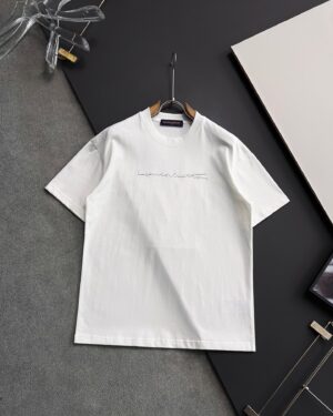 [루이비통] 백로고 프린트 멀티컬러 반팔 티셔츠