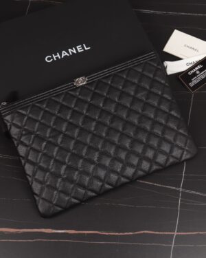 [샤넬] 보이 라지 클러치 A84407