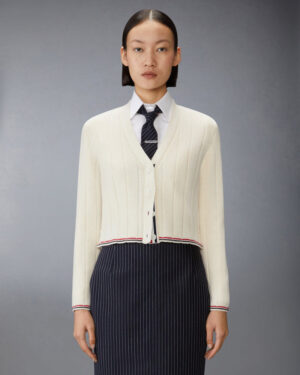 [톰브라운] 메리노 울 V넥 가디건 FKC663A