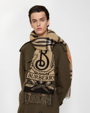 [버버리] 리버서블 스토미 나이트 스카프 81093741