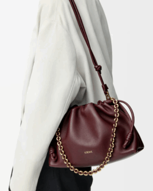 [로에베] 미디움 플라멩코 펄스 나파 램스킨 다크 버건디 A411FCRX02