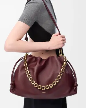 [로에베] 라지 플라멩코 펄스 나파 램스킨 다크 버건디 A411FPDX01