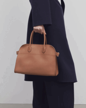 [더 로우] 소프트 마고 12 백 레더 퀴르 W1586L72CUSHG