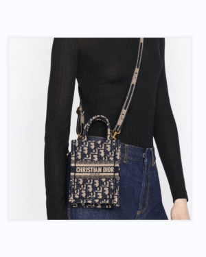 [디올] 오블리크 미니 휴대폰 토트백 S5555CRIW