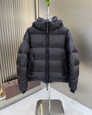 [버버리] 패딩 자켓 블랙