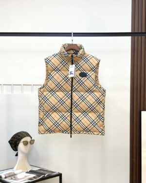 [버버리] 체크 푸퍼 질레 다운 패딩 조끼