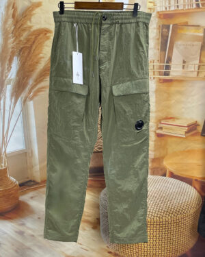 [CP COMPANY] 렌즈 디테일 카고 팬츠 (2 COLORS)